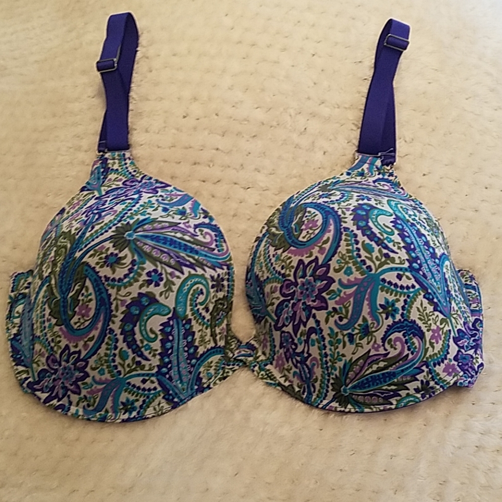 Soma bra 40 DD demi lightly padded .